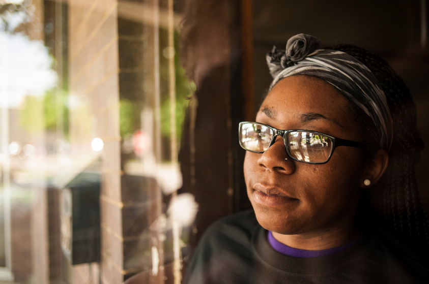  Sharell Harmon, 23, a single mother from Elkins, W.Va., USA, who is pursuing a college degree, says that her cellphone service subsidized in the Lifeline program has made a big difference but that she struggles to pay her broadband bill. 