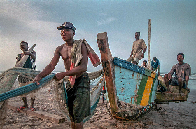 Image: Fishermen in Ghana